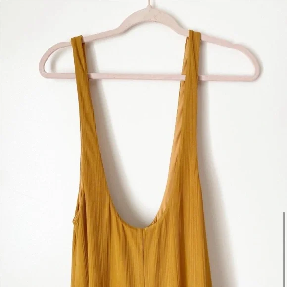 House of Harlow 1960 X Revolve golden yellow ribbed Marin Jumpsuit Medium - Picture 7 of 11